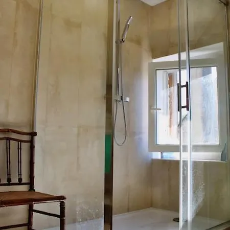 Le Clos De L'authion Vivy