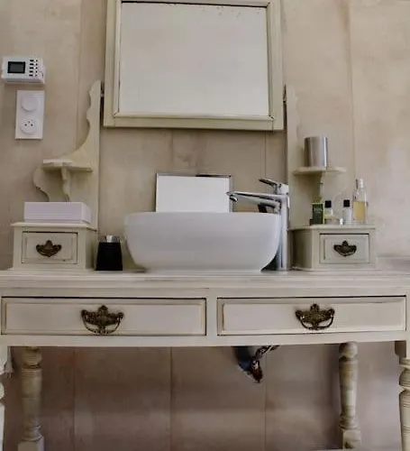 Le Clos De L'authion Vivy