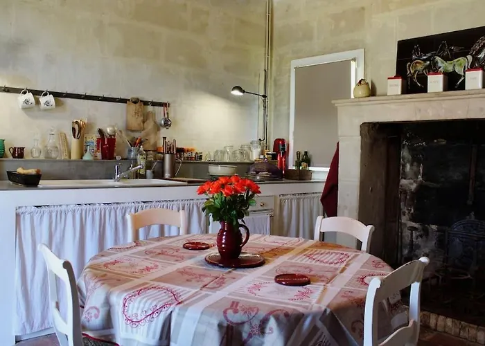 Le Clos De L'authion Сasa de vacaciones Vivy