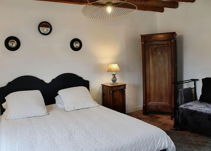 Le Clos De L'authion Сasa de vacaciones *